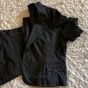 Studio 1940 Jacket and Capri Set